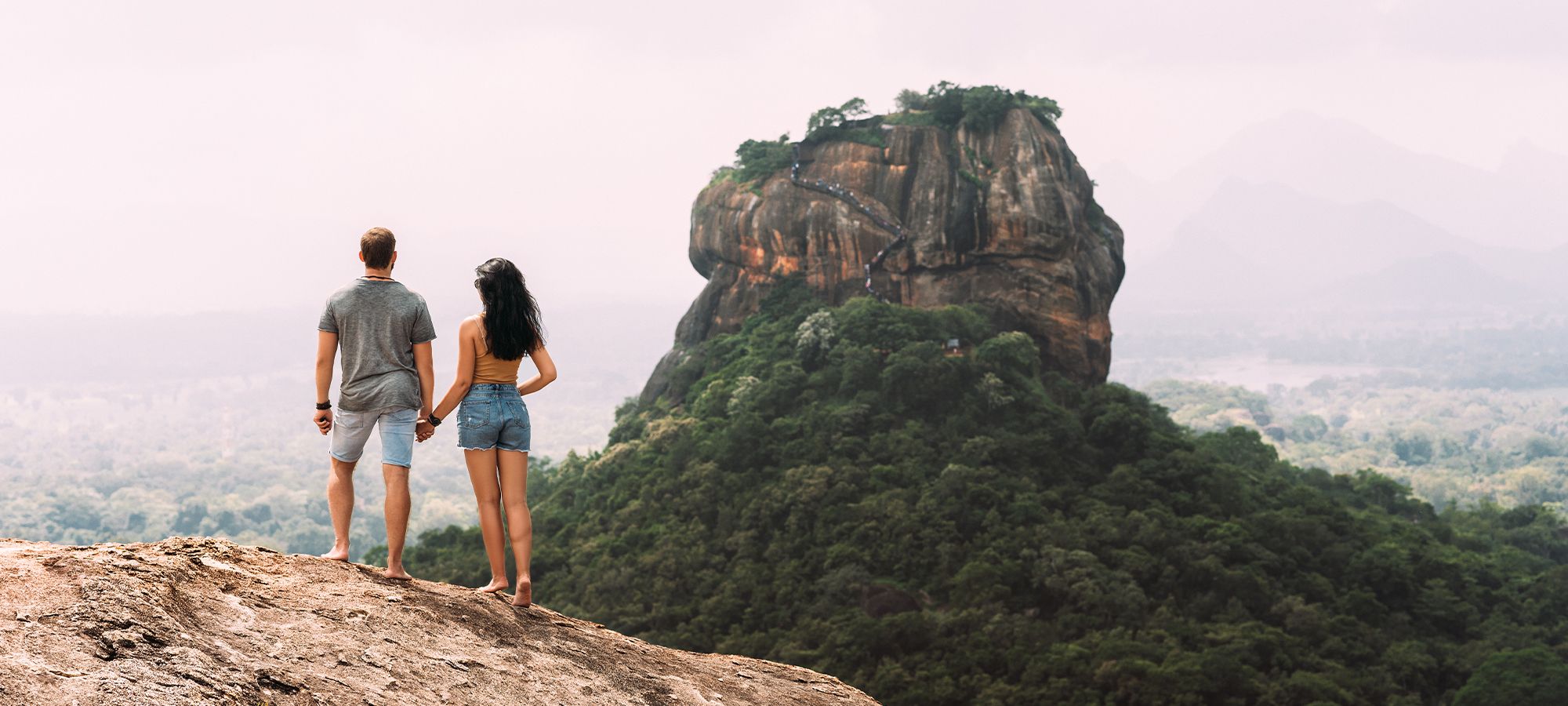 https://globalhousing.lk