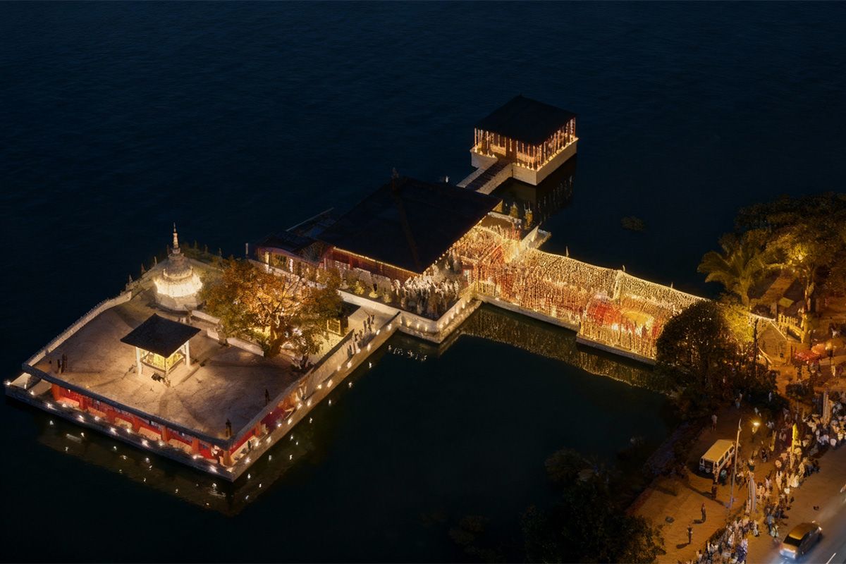 GHR donates LKR 2.5m at Gangaramaya